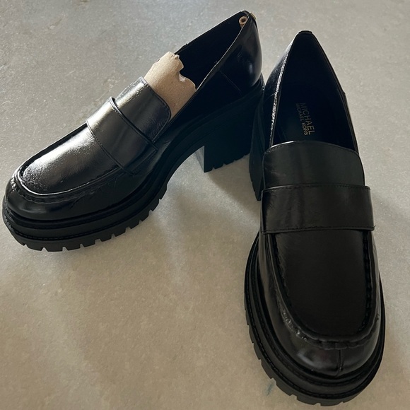Michael Kors Loafer Size 8 New in Box! - Picture 3 of 8